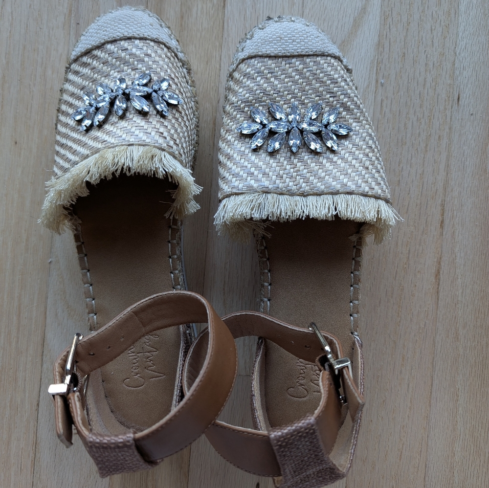 Crown Vintage Espadrilles with Jewels - Ankle Strap Sandals (Size 7.5) - Picture 3 of 8